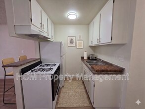 9216 Van Nuys Blvd in Los Angeles, CA - Building Photo - Building Photo