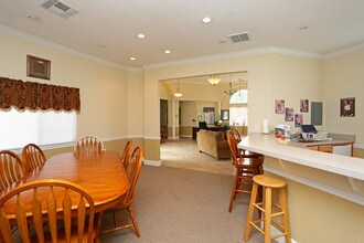 Silas Oaks in Live Oak, FL - Building Photo - Interior Photo