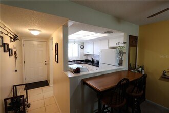 4206 Heron Way, Unit 305 in Bradenton, FL - Building Photo - Building Photo