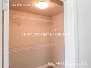 17131 Mistflower Ln in Urbandale, IA - Building Photo - Building Photo