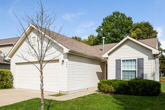117 Hilltop Farms Blvd in New Whiteland, IN - Building Photo - Building Photo