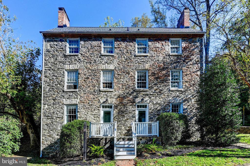 804 Oella Ave in Ellicott City, MD - Building Photo