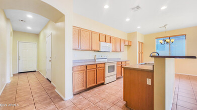 17062 W Stevenage St in Surprise, AZ - Building Photo - Building Photo