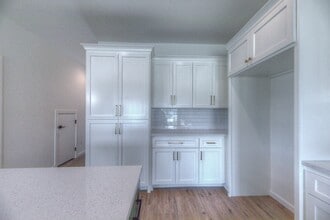 2819 E 81st Pl in Tulsa, OK - Building Photo - Building Photo