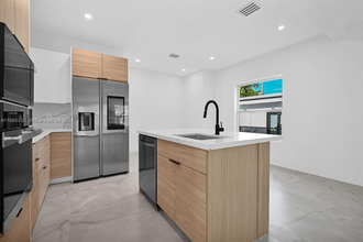 84 NW 48th St in Miami, FL - Building Photo - Building Photo