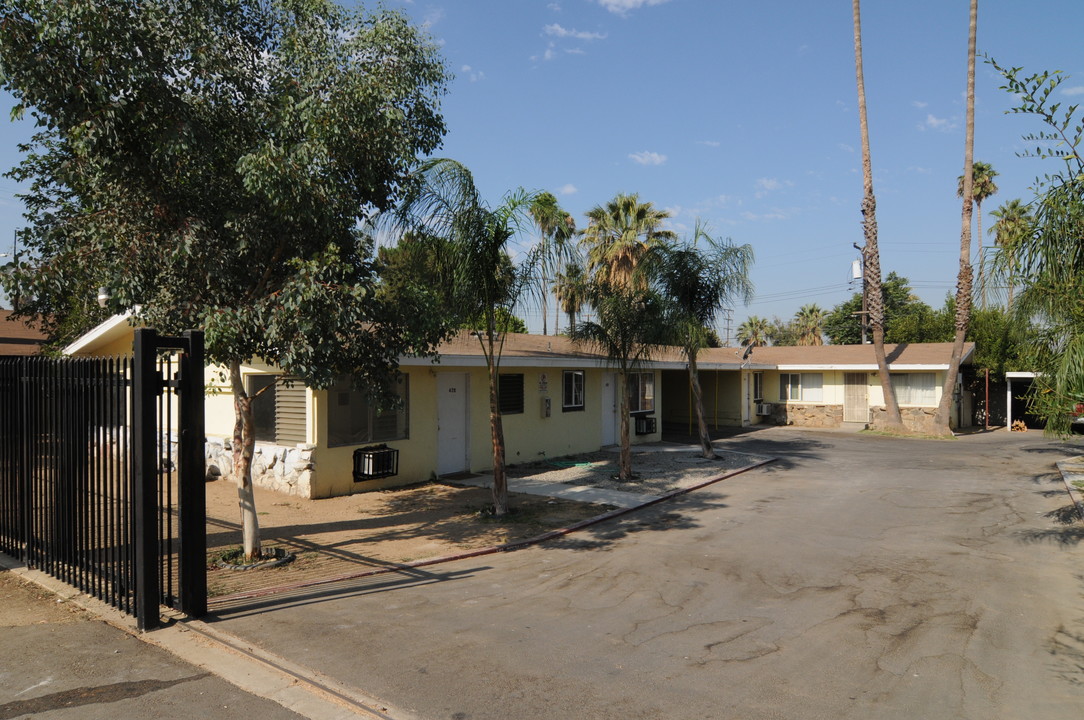 429 Pacific Ave in Riverside, CA - Building Photo