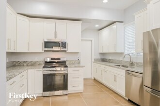 4271 N Red Sun Pl in Tucson, AZ - Foto de edificio - Building Photo