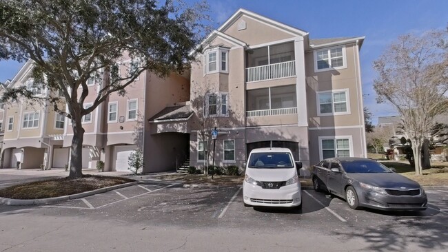 6627 Queens Borough Ave in Orlando, FL - Building Photo - Building Photo