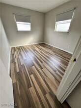 42 Temple Ct in Lehigh Acres, FL - Foto de edificio - Building Photo