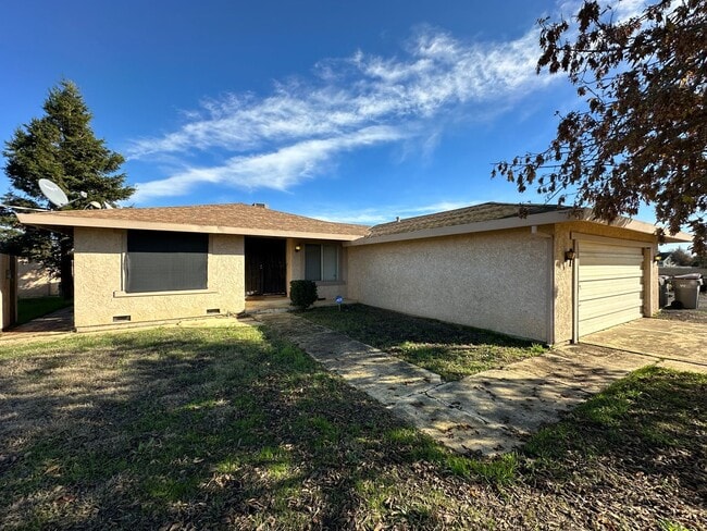 property at 4555 Jefferson Blvd