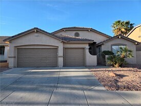 9620 W Gilmore Ave in Las Vegas, NV - Building Photo