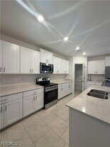 17404 Monte Isola Wy in North Fort Myers, FL - Building Photo