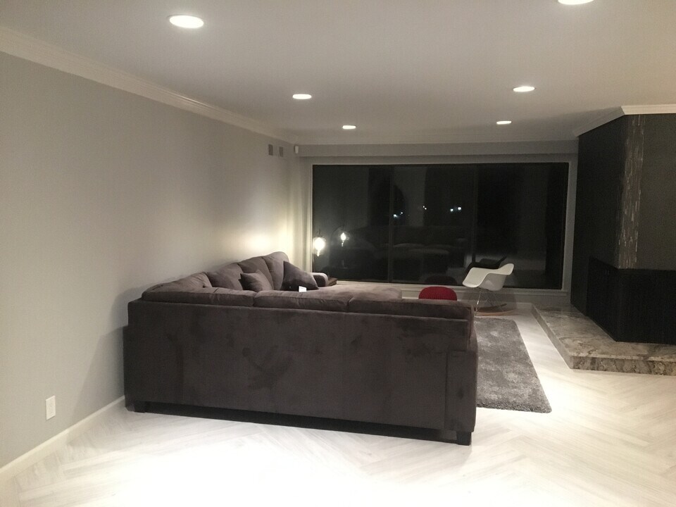 7106 Bridge Way, Unit Upper Unit in West Bloomfield, MI - Building Photo