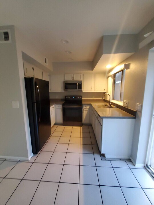 9228 N 7th Ave, Unit #12 in Phoenix, AZ - Building Photo