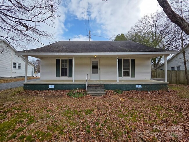 property at 421 Cannon St