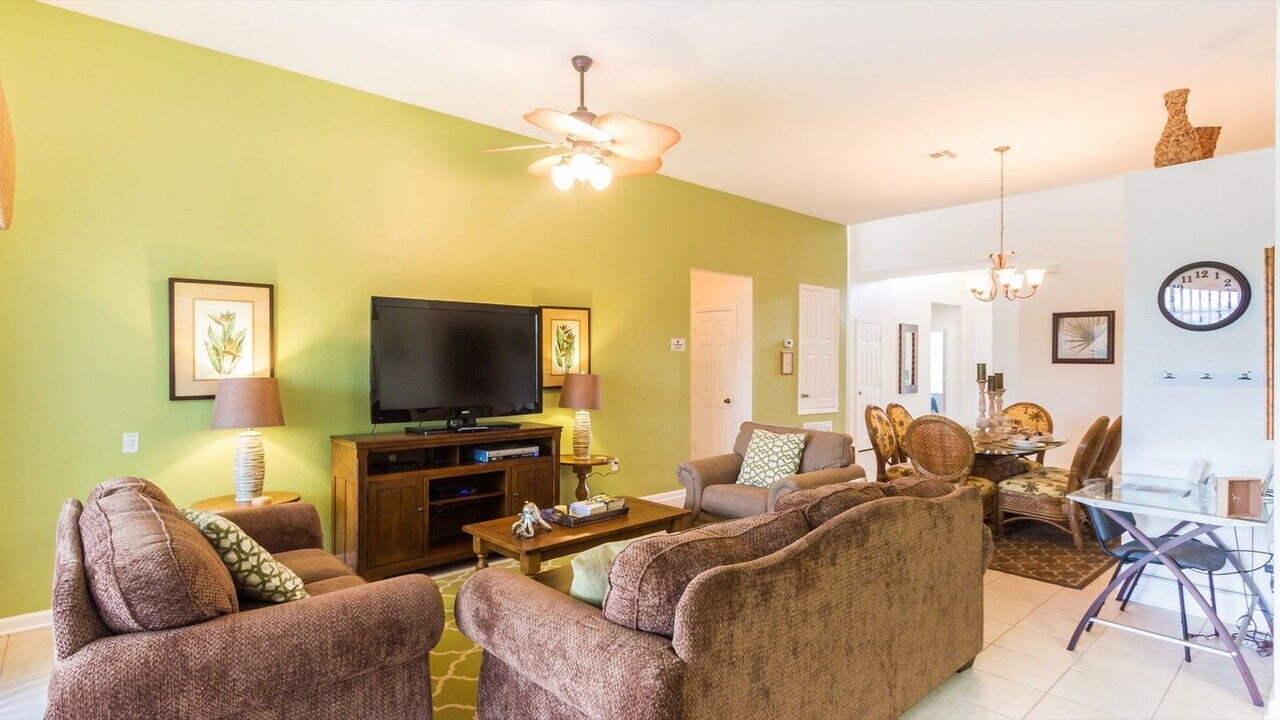 2633 Daulby St in Kissimmee, FL - Building Photo