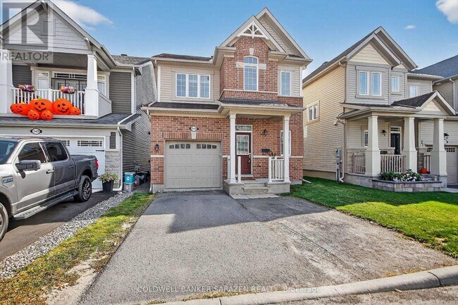343 Autumnfield St in Ottawa, ON - Building Photo - Building Photo