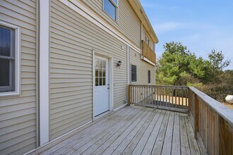 564 Main St in Fremont, NH - Building Photo - Building Photo