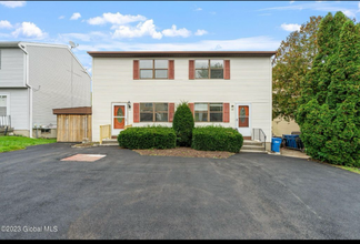 9 Limerick Dr in Albany, NY - Building Photo - Building Photo