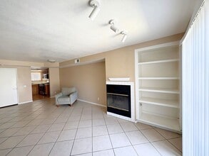 8552 Stoneyhill Dr in Rancho Cucamonga, CA - Building Photo - Building Photo
