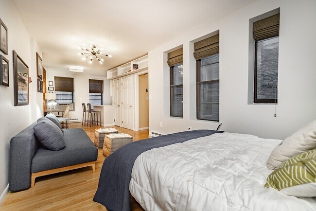 8 Battery St, Unit 3 in Boston, MA - Foto de edificio - Building Photo