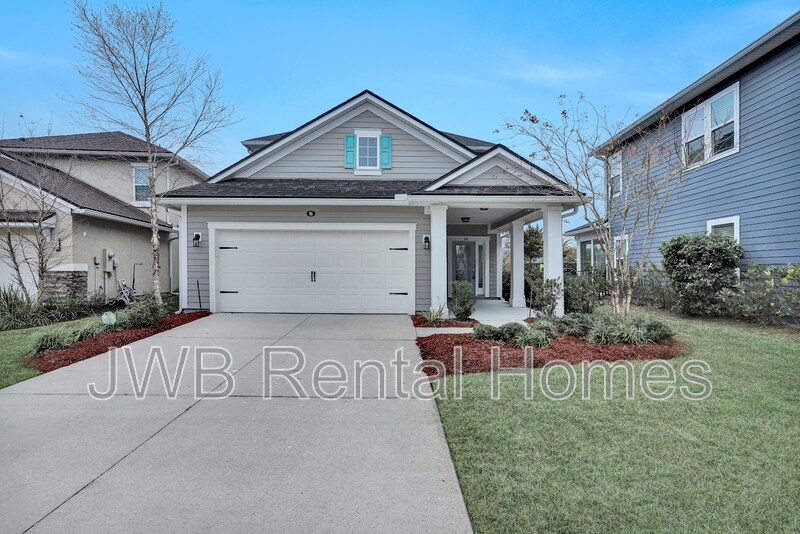 86 Strobe Ct in St. Augustine, FL - Building Photo