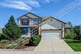 740 Fox Run Cir in Colorado Springs, CO - Building Photo