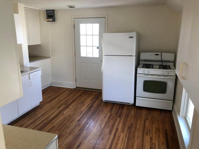 234 E McKinley St in Owatonna, MN - Building Photo - Building Photo