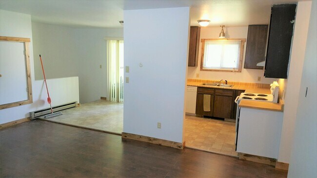 2401 Arcadia Dr in Missoula, MT - Building Photo - Building Photo