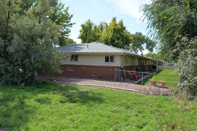 7615-7645 W 61st Ave in Arvada, CO - Building Photo - Building Photo