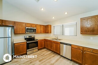 9001 N Brimstone Way in Tucson, AZ - Building Photo - Building Photo