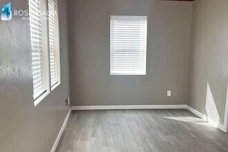 2145 N Bell Ave in Tucson, AZ - Building Photo - Building Photo