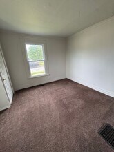 1237 Nuttman Ave in Fort Wayne, IN - Building Photo - Building Photo