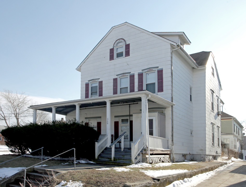 300 3rd Ave in Asbury Park, NJ - Foto de edificio