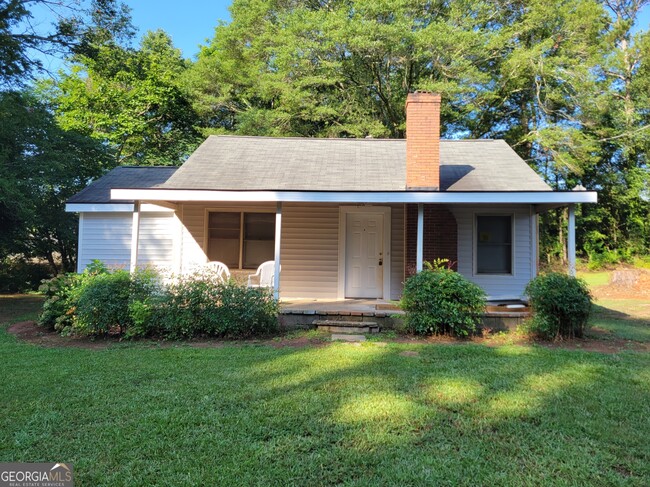 property at 204 Segars Rd