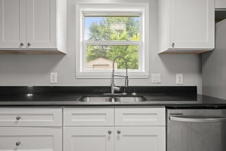 206 Mockingbird St in Hot Springs, AR - Building Photo - Building Photo