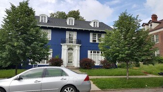 703 Parker St in Detroit, MI - Building Photo