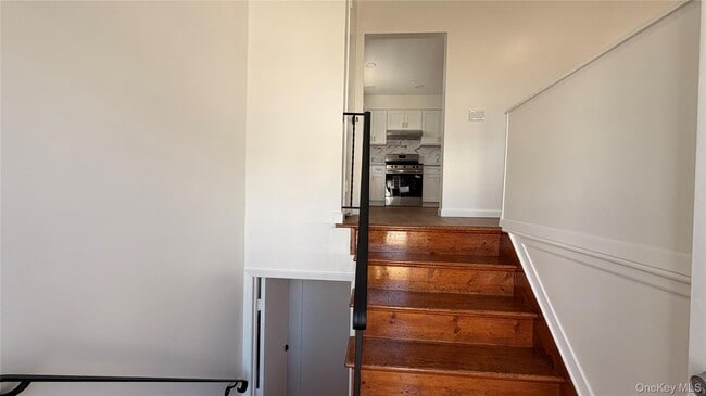 540 Oak St in Copiague, NY - Building Photo - Building Photo