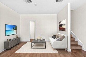 2005 Sealy Ave in Galveston, TX - Building Photo - Building Photo