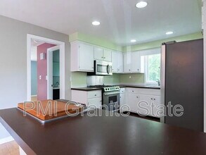 3 Duckford Cir in Nashua, NH - Building Photo - Building Photo