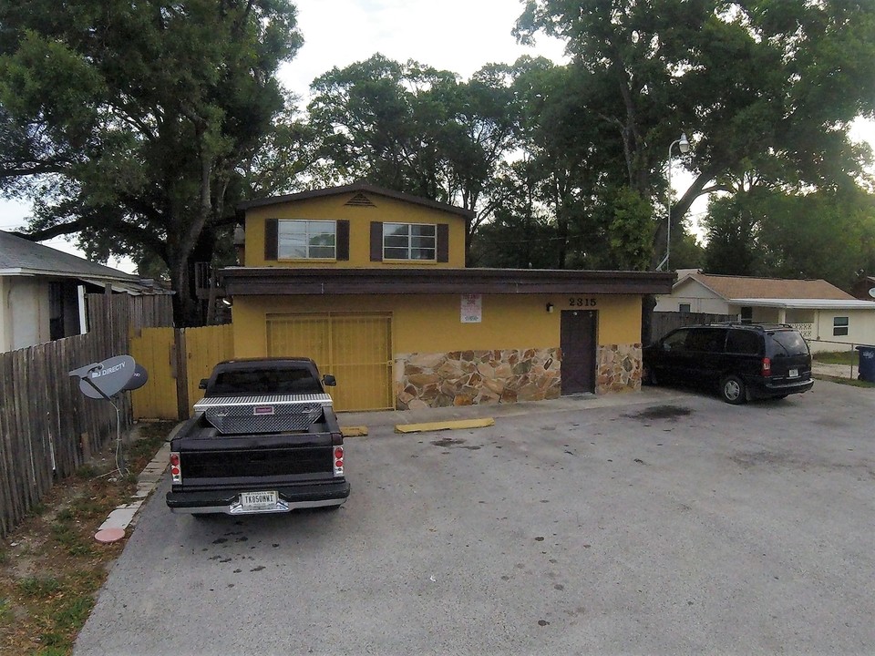 2315 W Rio Vista Ave in Tampa, FL - Building Photo