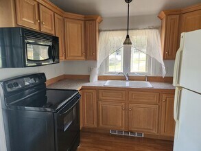 120 Kenwood Rd in Griswold, CT - Building Photo - Building Photo