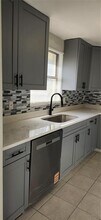 5507 Riddle Rd in Holiday, FL - Building Photo - Building Photo