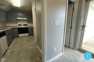 5263 Eagle Trace Dr in Raleigh, NC - Building Photo - Building Photo