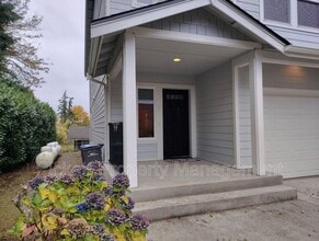 10715 NE Rhody Wy in Kingston, WA - Building Photo - Building Photo