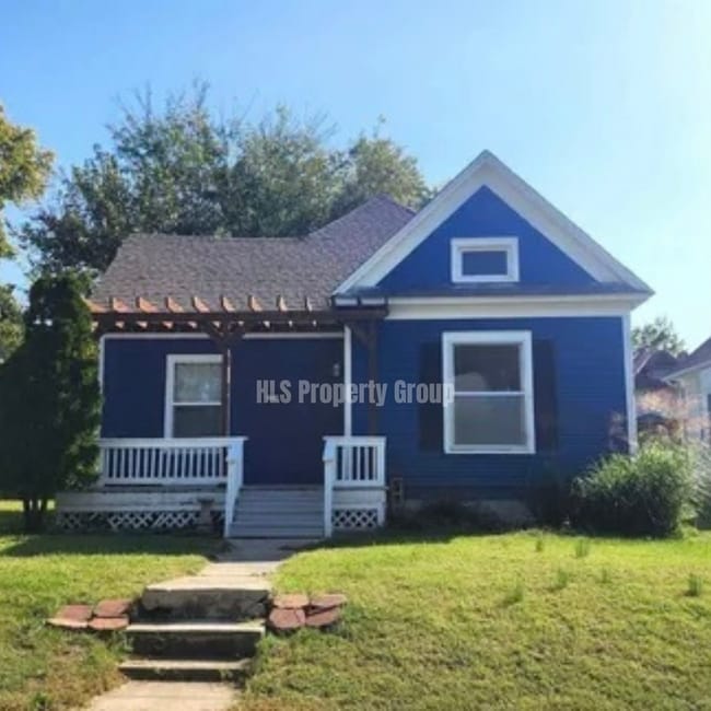 property at 505 S Park Ave