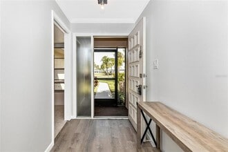 4212 Center Gate Ln in Sarasota, FL - Building Photo - Building Photo