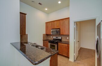 18731 Cypress Loch Dr in Spring, TX - Building Photo - Building Photo