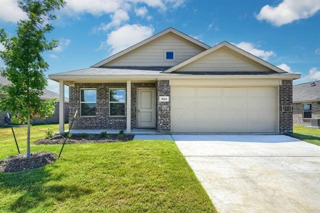 1504 Vattier St in Little Elm, TX - Foto de edificio