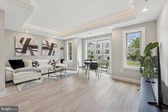 2401 N 2nd St in Philadelphia, PA - Building Photo - Building Photo